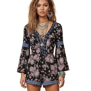 ANGIE Floral Lace Up Romper Boho Bell Sleeve Black Small Festival Western